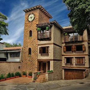Casa Del Reloj 2*, Medellín Colombia